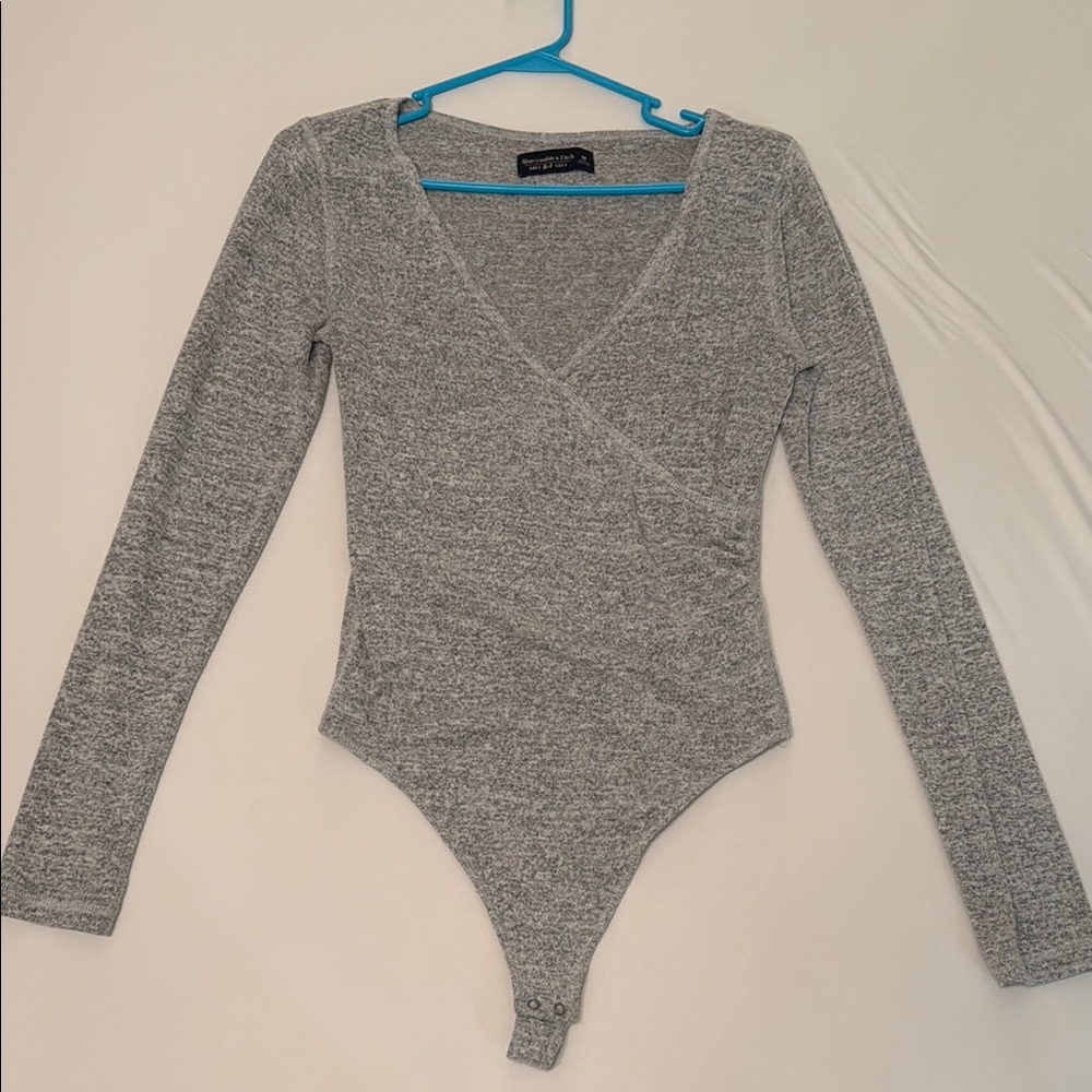 Abercrombie & Fitch "soft and cozy" Heather Gray Bodysuit